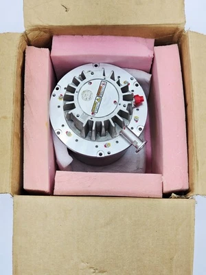 Agilent TV 401/301 BOMBA TURBOMOLECULAR TURBO 8698928R004 54Vac 1010Hz Foto 1 de 4