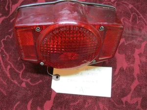 Luz trasera luz trasera Honda CB350 CB400 CB500 CB550 CB750 71-76 STANLEY OEM - Imagen 1 de 4
