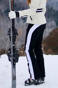 Pantalones de esquí Gsou Snow para mujer negros reforzados con protección contra rasguños de rodilla talla XS - Imagen 1 de 10