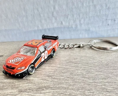 2008 #20 The Home Depot Tony Stewart Toyota Camry Die Cast Car KEYCHAIN 2.25”￼ - Image 1 of 4