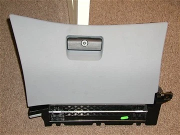 BMW E46 325 325I 2003 montaje de guantera 8 201 230 231 Foto 1 de 1