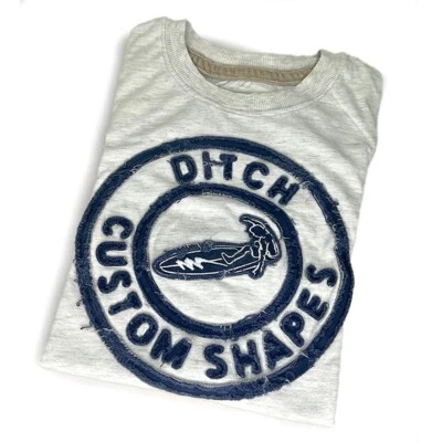 Camiseta gris claro Ditch Plains Foto 1 de 4