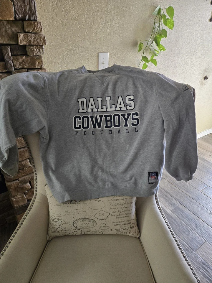 Suéter Dallas Cowboys XL Gris Reebok On Field Foto 1 de 4