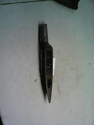 2003 Nissan Altima Passenger Side Front Window Switch - Изображение 1 из 4