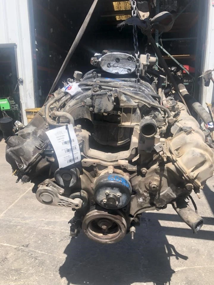 2006 FORD F250SD 6.8L USED ENGINE STK# 6082  - Image 1 of 4