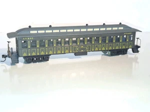 Roundhouse/ Model Power ATSF Clerestory Style Old timer Carriage. HO Scale - Picture 1 of 11