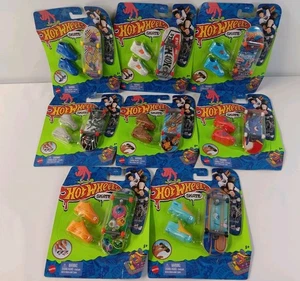 Lot of 8 Hot Wheels Skate Tony Hawk, Finger Skateboards & Shoes. New. - Picture 1 of 7