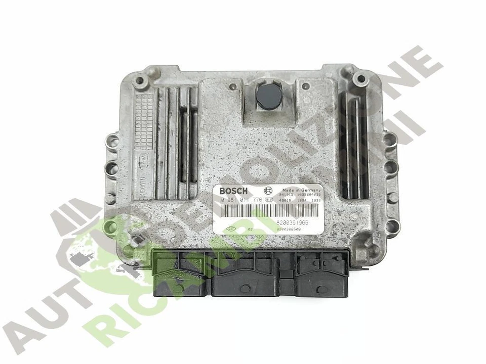 F9QB8 CENTRALINA INIEZIONE RENAULT MEGANE «II» CC (2003) 1.9 DCi Cabrio, 2 p.... - Immagine 1 di 4