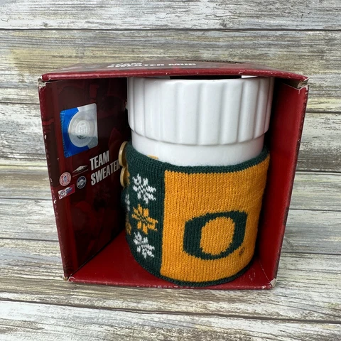 Oregon Ducks Team Sweater Mug Forever Collectibles Coffee Cup Green Yellow NCAA Cover