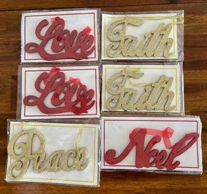Menge 6 Schrift Wort Ornamente ~ 2 Liebe, 2 Glaube, 1 Frieden, 1 Noel ~ Neu - Bild 1 von 3
