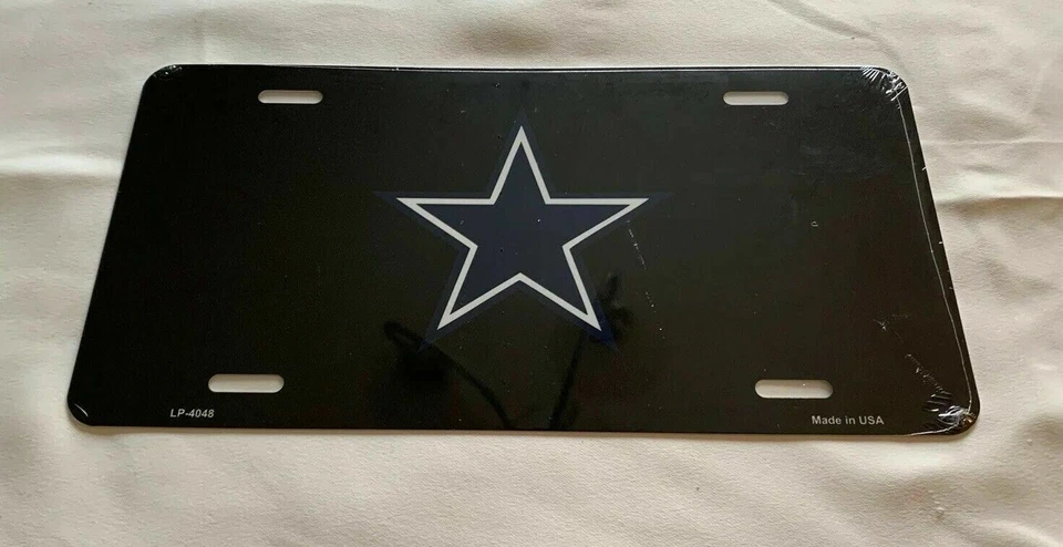 Dallas Cowboys Fútbol Negro + Pequeña Estrella Azul Fútbol Coche Placa  Foto 1 de 1