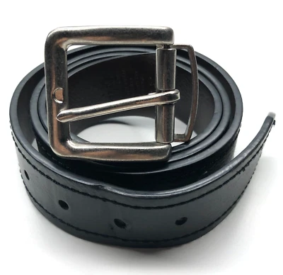 Cinturón reversible Levi's negro marrón para hombre talla XL 42-44 imitación cuero 1 1/2" Foto 1 de 4