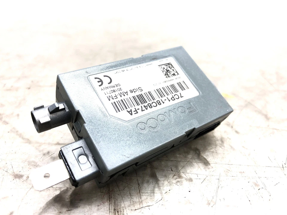 2018-2021 LINCOLN NAVIGATOR OEM RADIO ANTENNA AMPLIFIER BOOSTER 7CP118C847FA - Image 1 of 4