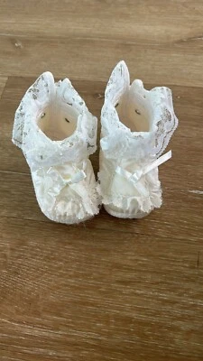 Zapatos de encaje para bebé infantil blanco marfil talla única lazo bautizo Foto 1 de 3