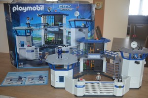 Featured image of post Playmobil Polizeistation 6872