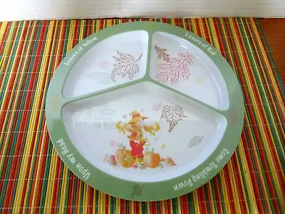 Plato dividido de melamina con tema de otoño 10" espantapájaros, calabaza y hojas  Foto 1 de 2