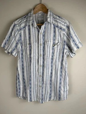Camisa para hombre Lucky Brand manga corta con botones a presión estampado azteca pequeña Foto 1 de 4