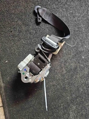 2014 - 2015 Chevy Impala Front Driver LH Seat Belt Retractor Assembly Black OEM Foto 1 de 4