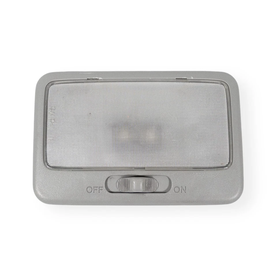 Luz de mapa de techo cúpula central trasera gris superior Suzuki Aerio & Esteem Foto 1 de 4