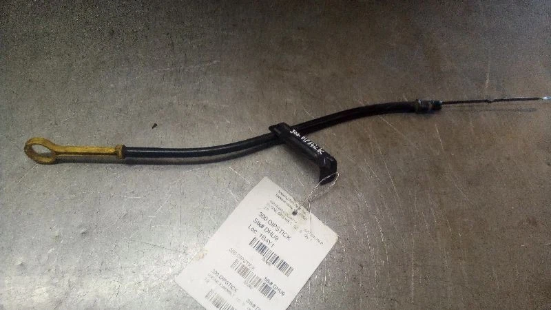 Varilla de medición de aceite con tubo de motor Dodge Caliber 2007 2,0 L 7388067 Foto 1 de 4