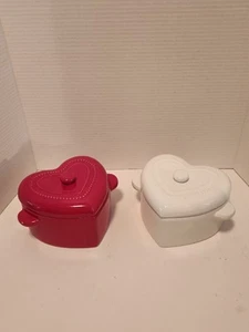 Ceramic Cocotte Red / White Heart Shaped  Lidded Baking Dish 6" - Picture 1 of 3