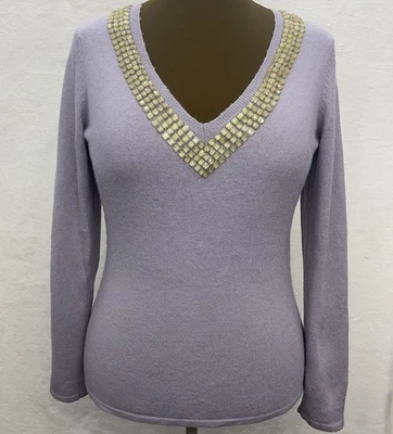 Suéter roxo com miçangas Pamela Dennis gola V profundo algodão cashmere férias angorá - Imagem 1 de 4