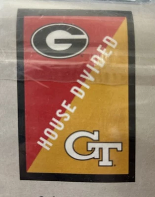 Nuevo de Lote Antiguo Casa Dividida UGA y GA Tech Nylon Bandera Nuevo en Paquete Foto 1 de 4