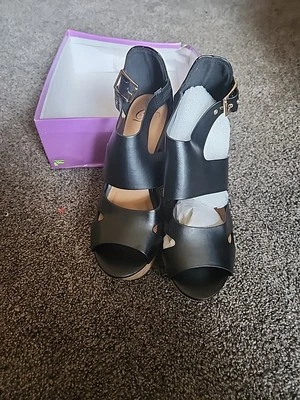 Zapatos Deceptions talla 8,5 negros, cuña Foto 1 de 4