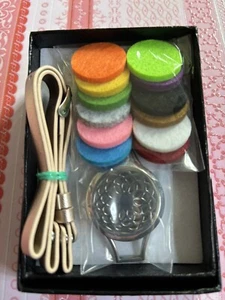Aromatherapy Essential Oil Diffuser Bracelet - Picture 1 of 2