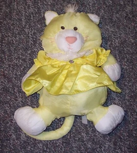 Vintage FISHER PRICE Plush CAT Kitty PUFFALUMP Yellow White  Nylon Toy GUC - Picture 1 of 2