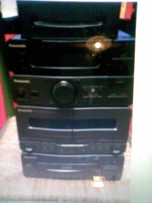 Panasonic SA-CH32 Système Compact CD Cassette Radio + enceintes  ,  SANS  TEL    - Image 1 of 3