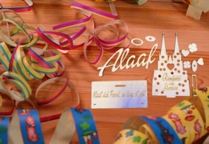 Kölle Alaaf Schriftzug aus Holz in Natur Weiß Karneval zur Narrenzeit Modern A02 - Bild 1 von 8