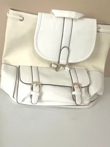 Women Leather WHITE BackPack Australia leather X LARGE - NEW - Picture 1 of 4