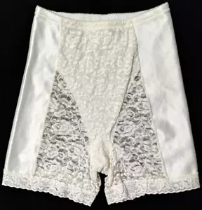 Vintage Lily of France Shape Wear Slip Mieder Satin Stretch Spitzeneinsatz 90er Shorts M - Bild 1 von 8