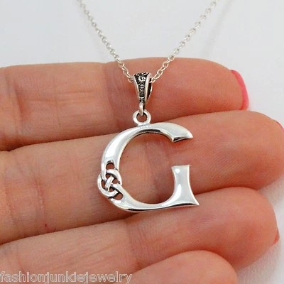 Collar Celta Inicial Letra G - Plata de Ley 925 - Inicial Nudo Celta  Foto 1 de 3