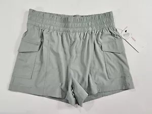Yogalicious Womens Shorts Medium Green Trail Path Commuter Outdoor Hiking Cargo - Picture 1 of 5