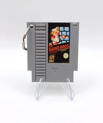 Portachiavi Super Mario Bros Nintendo NES Keychain Gadget Videogames - Immagine 1 di 3