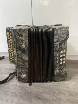 Ziehharmonika Funktioniert Top - Bild 1 von 4