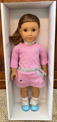 Muñeca American Girl 18" Truly Me #28 piel mediana cabello castaño ojos marrones sin libro Foto 1 de 4