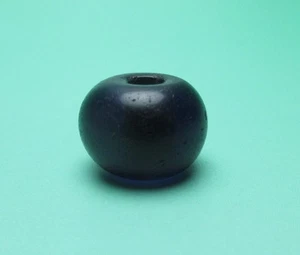 Ainu Tonbodama Cuentas de Vidrio Azul Profundo Ojime Antiguo Japonés Netsuke Accesorio Edo - Imagen 1 de 6