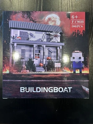 Michael Meyers House Building Set 586pcs Horror Movie Halloween - Image 1 of 3