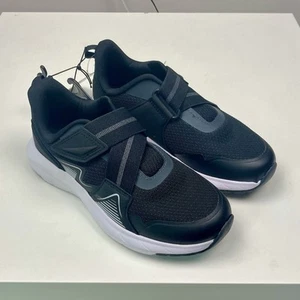 Athletic Works Boys Light Up Tennis Shoes Size 4 NWT - Picture 1 of 6