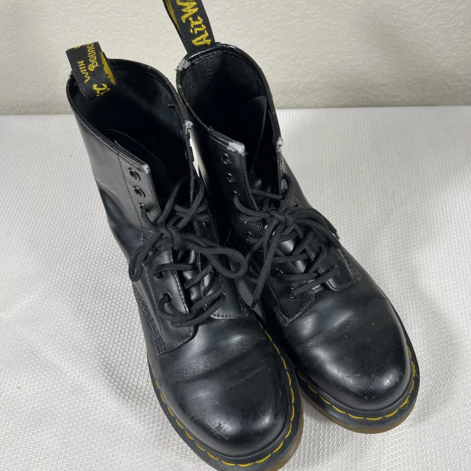 Dr. Martens 8 отверстие ботинки Doc шнурует вверх черный боевой загрузки платформе воздуха воздуха 1460W - Изображение 1 из 4