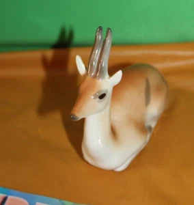 Estatuilla de animal de porcelana vintage de gacela de ciervo Lomonosov hecha en la URSS Rusia - Imagen 1 de 7