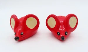 Vintage Red Mouse Shaped Ceramic Salt & Pepper Shakers Made In Japan - Picture 1 of 10