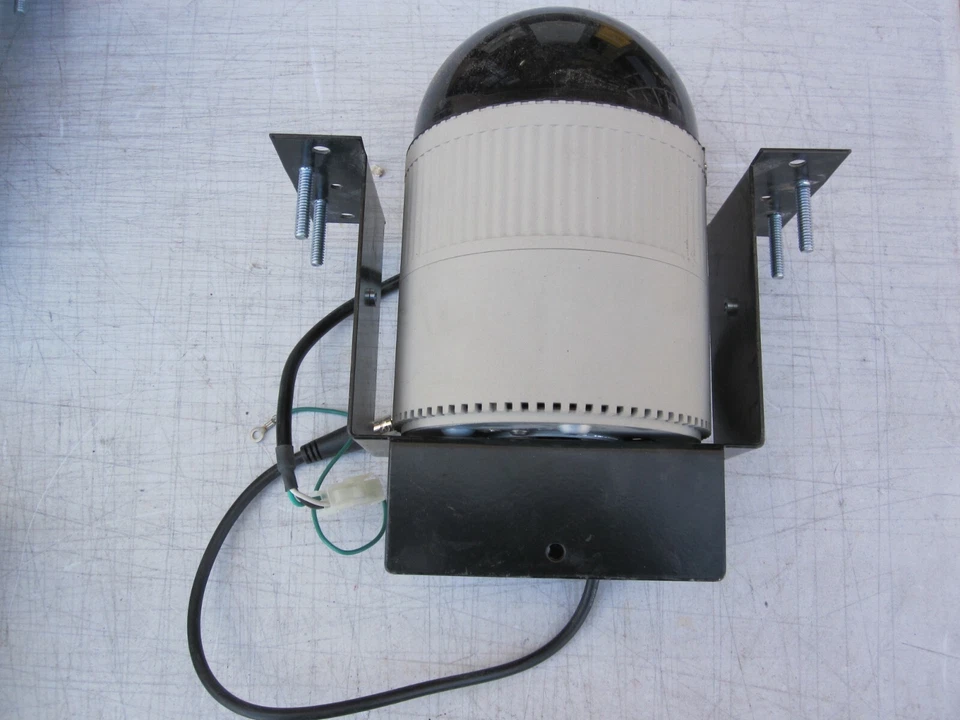 Cámara domo PTZ de red a color interior Panasonic WV-NS324 con montaje  Foto 1 de 4