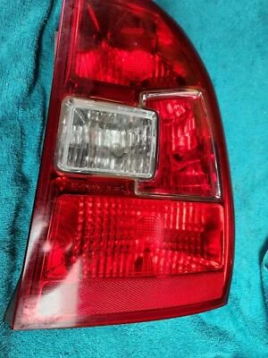 Luz trasera de pasajero KIA SPORTAGE 2009 2010 luz de freno OEM 374415 Foto 1 de 2
