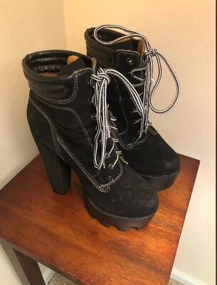 Botas de gamuza negras extra altas (talla 8,5) Foto 1 de 4