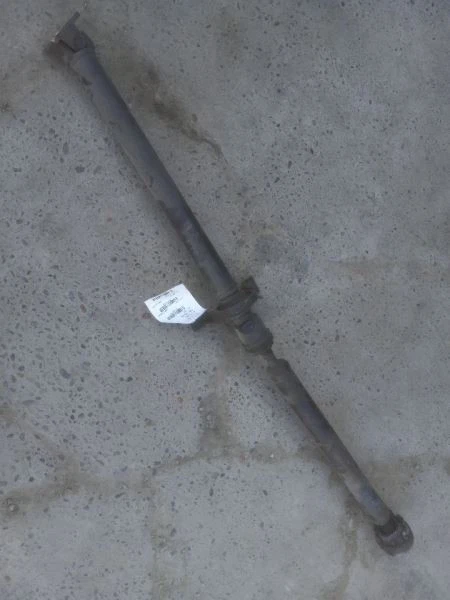 Rear Drive Shaft VIN J 11th Digit Limited 12-17 GMC ACADIA 23167530 - Image 1 of 4