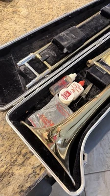 Bundy Brass Trombone with Hard Case – Minor Dents, Good Condition. - Image 1 of 4